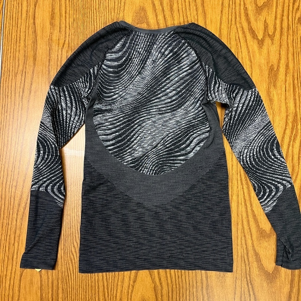 ODLO Blackcomb Eco Crew Neck Long-Sleeve Top Women’s Small Running - Picture 4 of 5